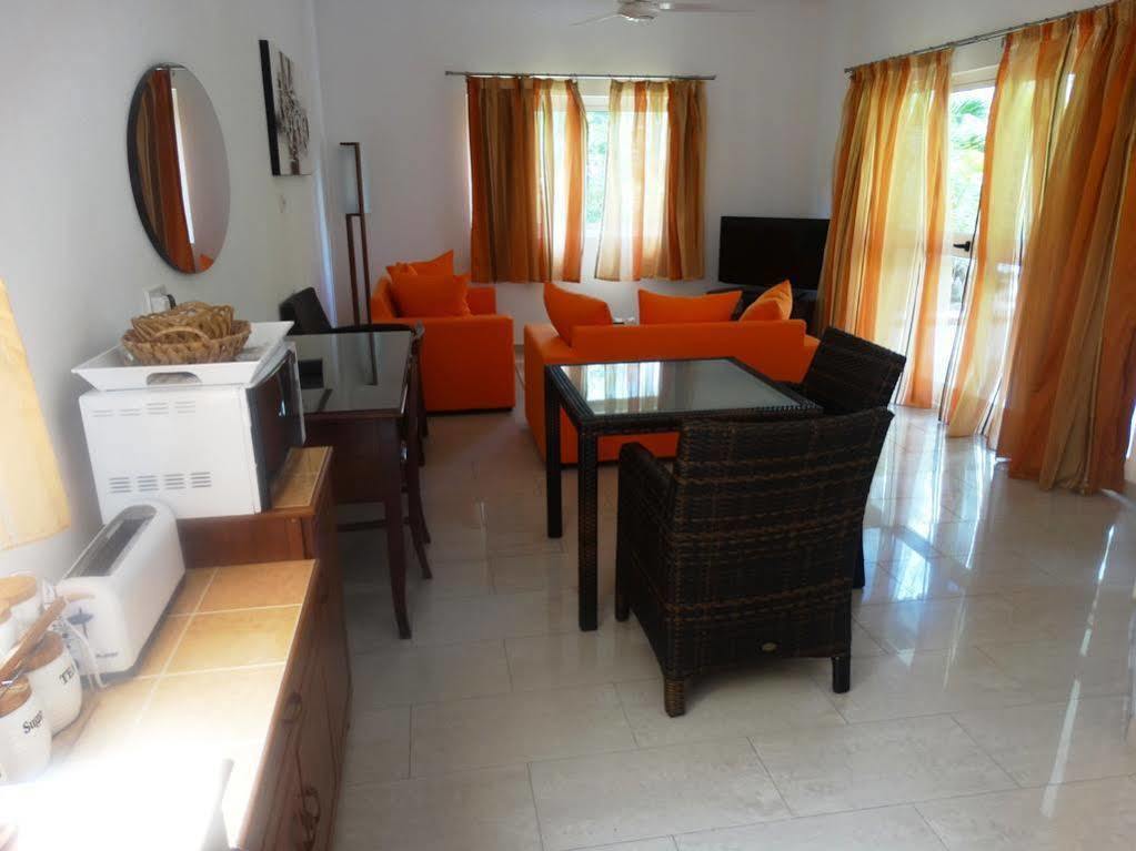 Cote D'Or Chalets Anse Volbert Village  Ngoại thất bức ảnh
